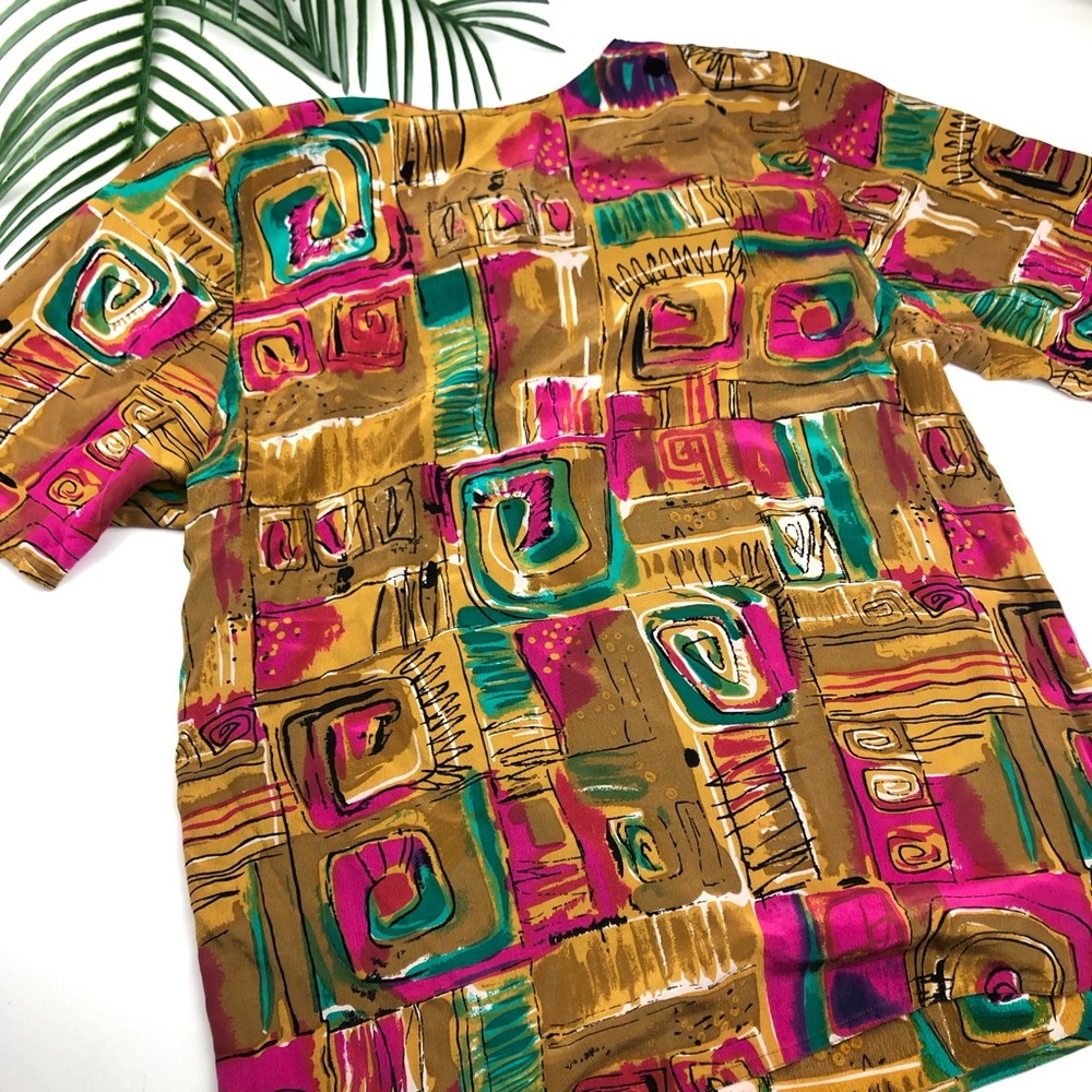 Vintage Box Shirt Fun Design Size Small